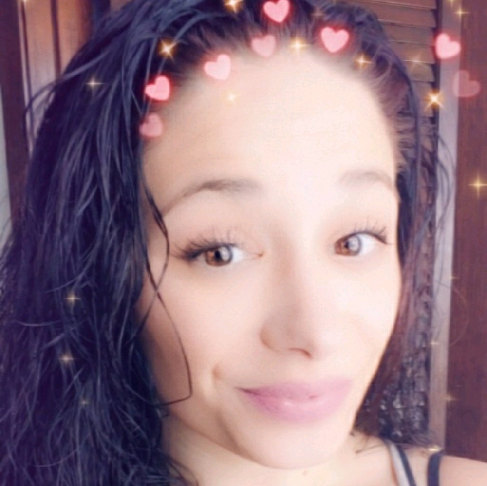 Meet your Posher, Tosha